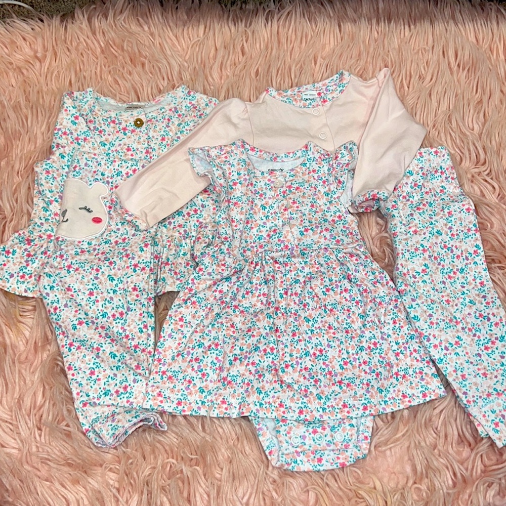 Carters floral set